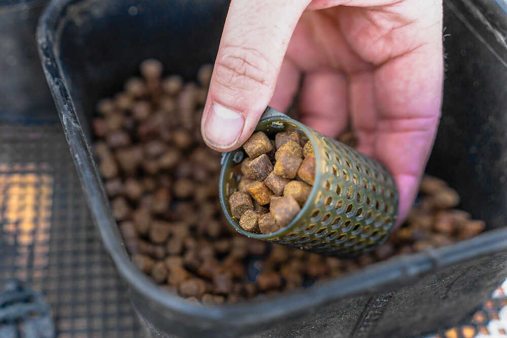 Preston Innovations ICS Bait Up Feeders Matchman Supplies